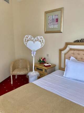 Отель Висак Киев Люкс-1